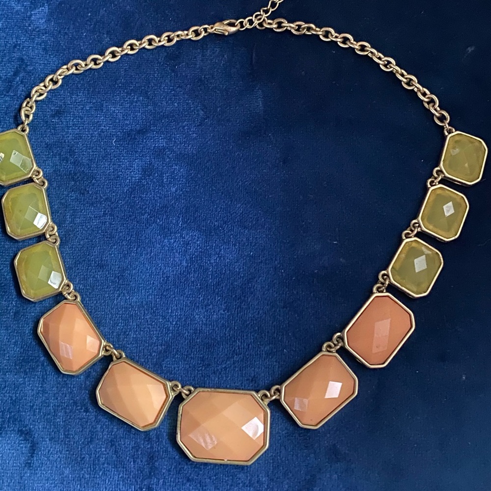 Simple two tone light green & peach necklace